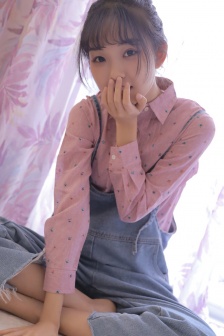 13学生小美女洗澡裸体视频